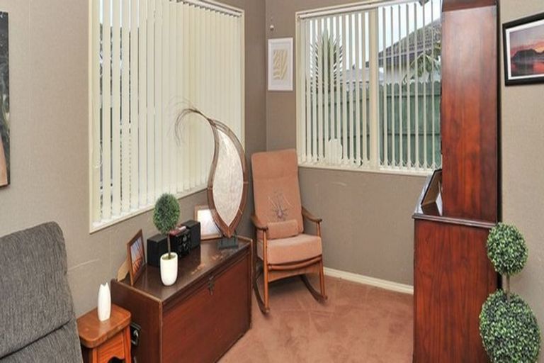 Photo of property in 6 Brentford Place, Manurewa, Auckland, 2102