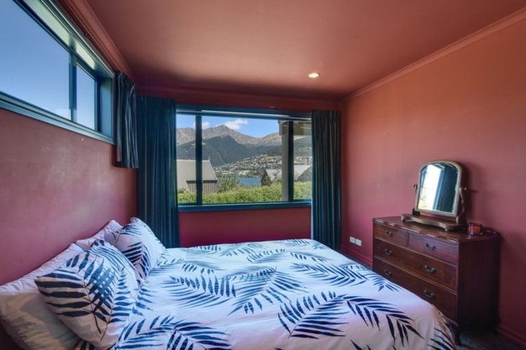 Photo of property in 536a Peninsula Road, Kelvin Heights, Queenstown, 9300