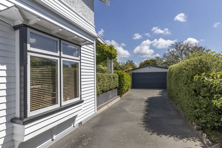 Photo of property in 35 Aylmer Street, Somerfield, Christchurch, 8024
