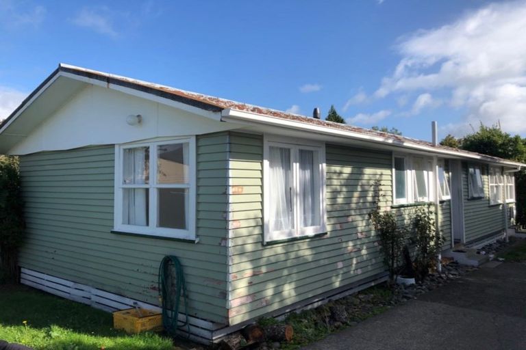 Photo of property in 18 Tamakui Grove, Turangi, 3334