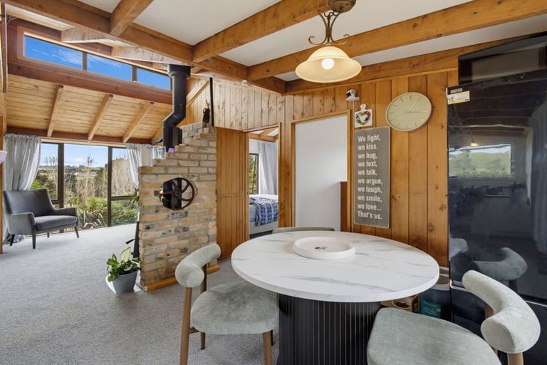 Photo of property in 43 Pahi Road, Paparoa, 0571