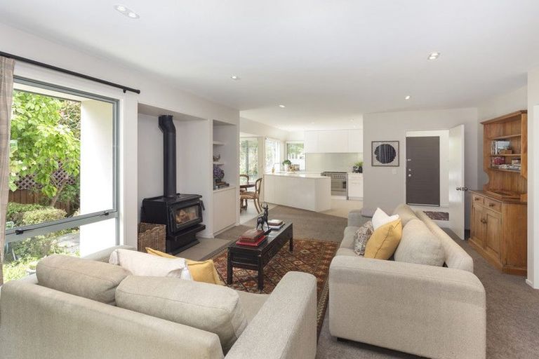 Photo of property in 23 Glenharrow Avenue, Avonhead, Christchurch, 8042