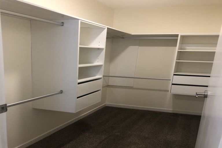 Photo of property in 8 Tawa Place, Orewa, 0931