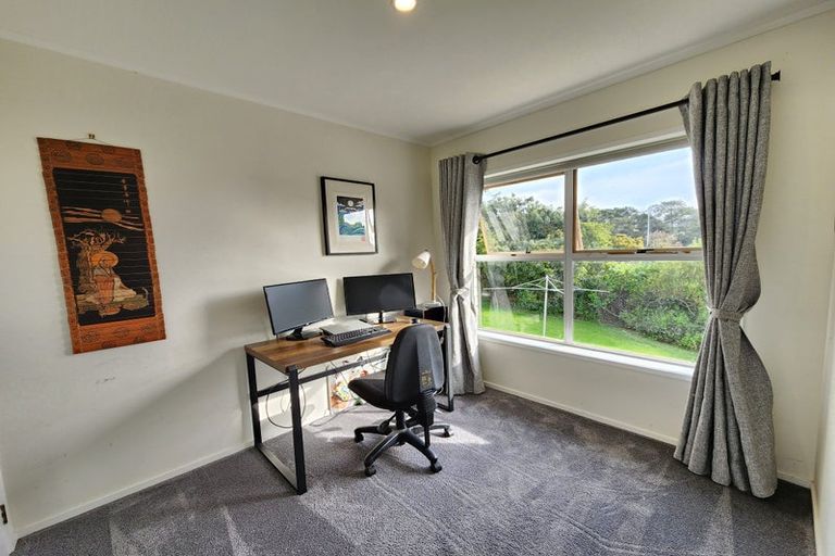 Photo of property in 2/166 Verbena Road, Birkdale, Auckland, 0626