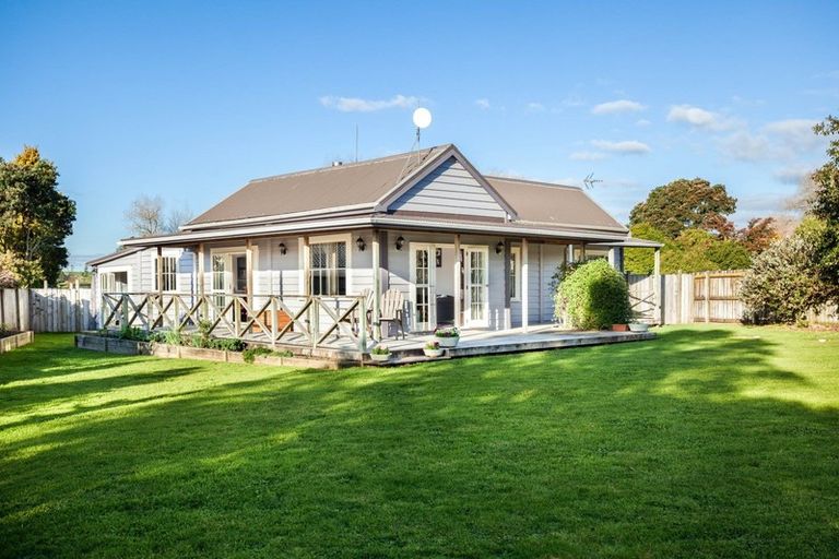 Photo of property in 14 Bosworth Street, Egmont Village, 4372