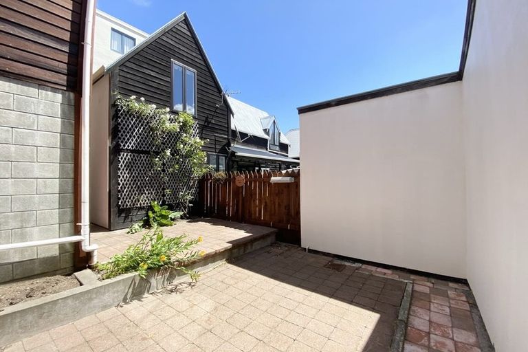 Photo of property in 94 Majoribanks Street, Mount Victoria, Wellington, 6011