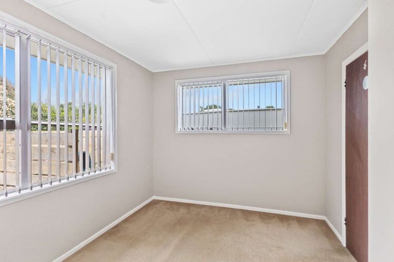 Photo of property in 13 Lantana Avenue, Bell Block, New Plymouth, 4312