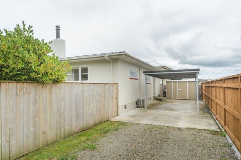 Photo of property in 81 Thames Street, Rongotea, 4476