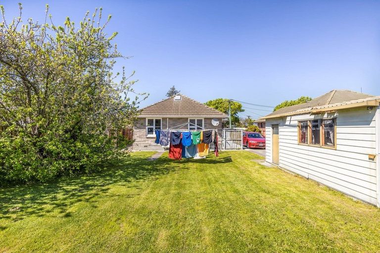 Photo of property in 12 Haslett Place, Upper Riccarton, Christchurch, 8041