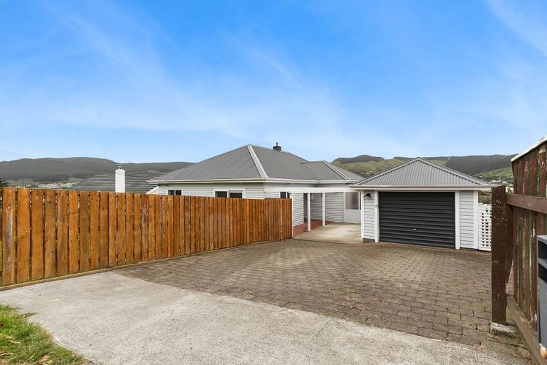 Photo of property in 13 Tawa Terrace, Tawa, Wellington, 5028