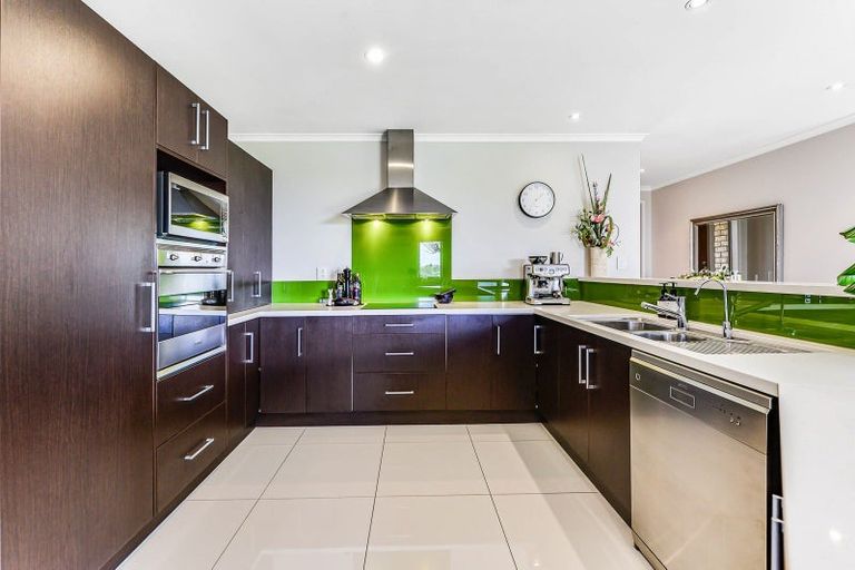 Photo of property in 46 Magellan Rise, Flagstaff, Hamilton, 3210