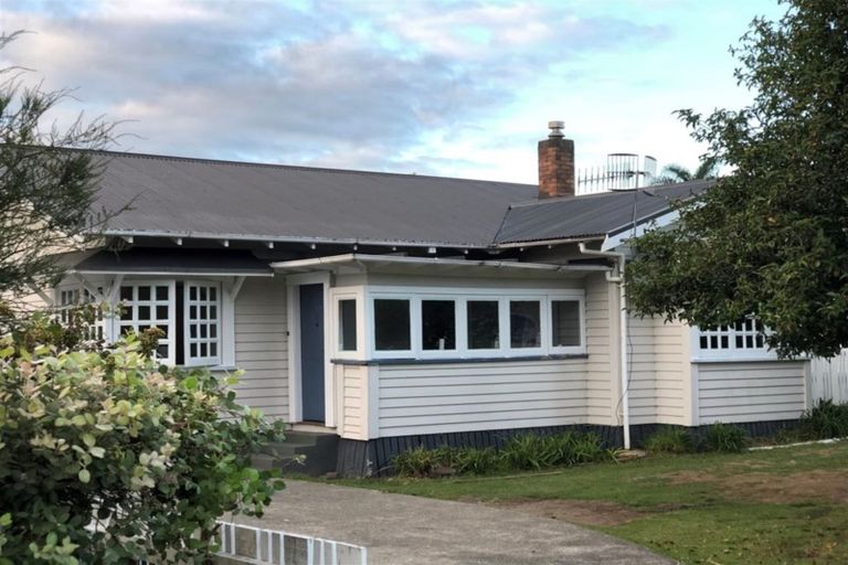 Photo of property in 25 Maunu Road, Avenues, Whangarei, 0110