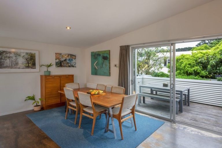 Photo of property in 10a Palm Grove, Berhampore, Wellington, 6023