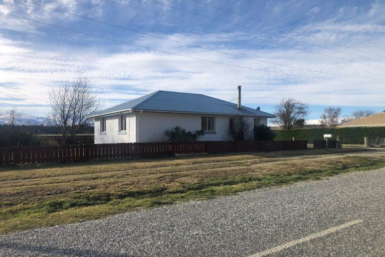 Photo of property in 1198 Ardgour Road, Tarras, Cromwell, 9383