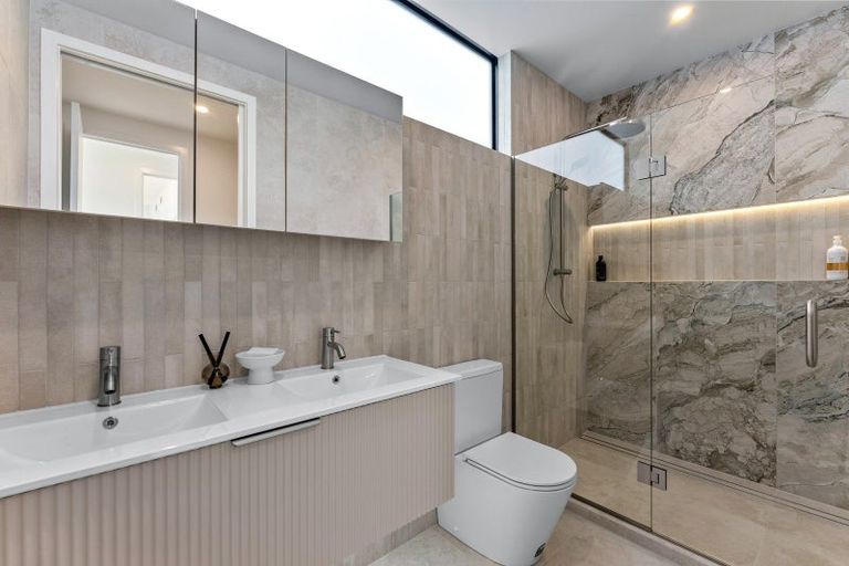 Photo of property in 45b Rosario Crescent, Red Beach, 0932