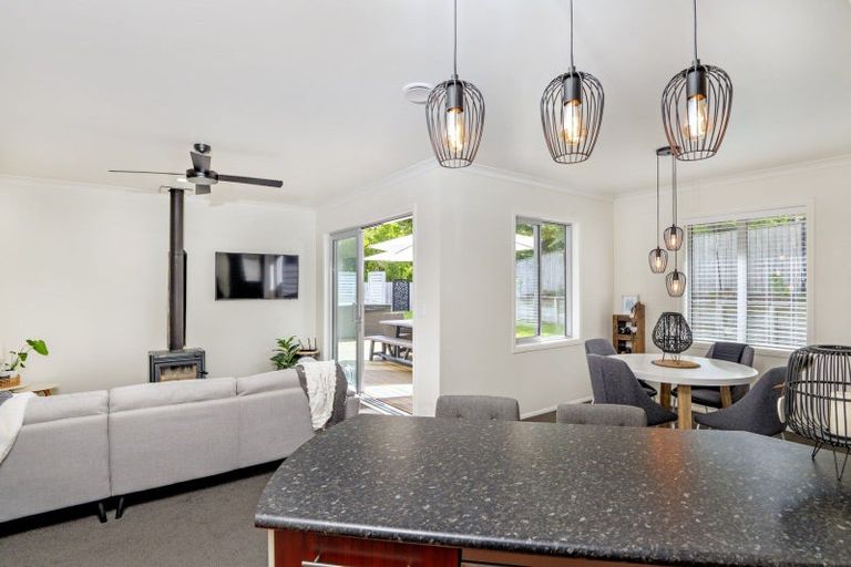 Photo of property in 1 The Fairway, Whakatane, 3120