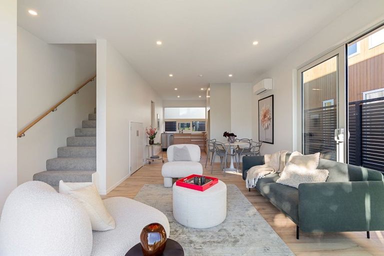 Photo of property in 2/17 Puriri Street, Woburn, Lower Hutt, 5010