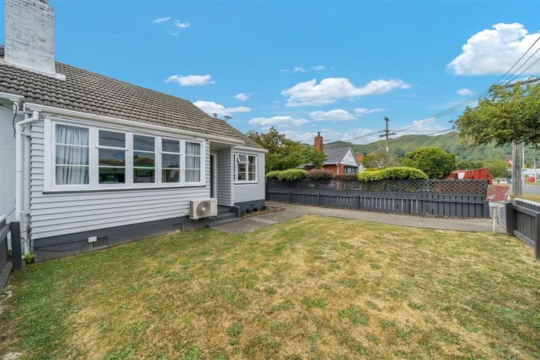 Photo of property in 4 Treadwell Street, Naenae, Lower Hutt, 5011