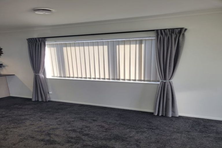 Photo of property in 18 Kutukutu Street, Takanini, 2112