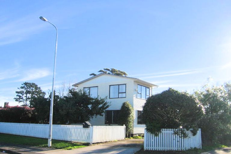 Photo of property in 12 Mclean Avenue, Papatoetoe, Auckland, 2025