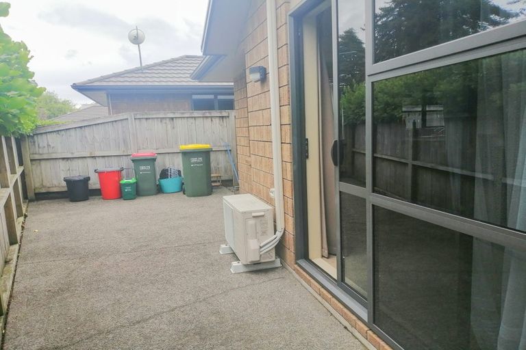 Photo of property in 1/102 Old Farm Road, Hamilton East, Hamilton, 3216