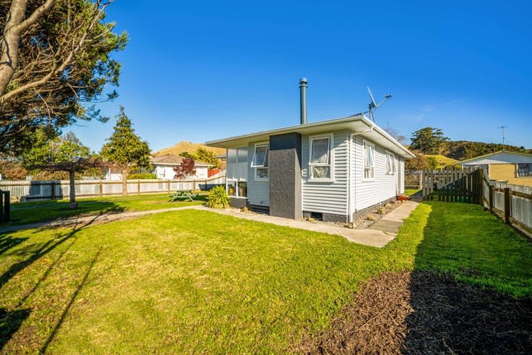 Photo of property in 27 Steele Road, Tamarau, Gisborne, 4010