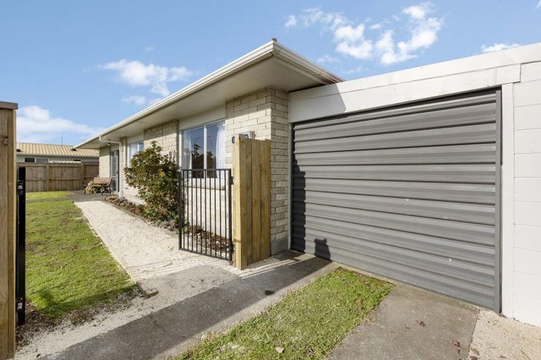 Photo of property in 14 Rahiri Street, Waitara, 4320