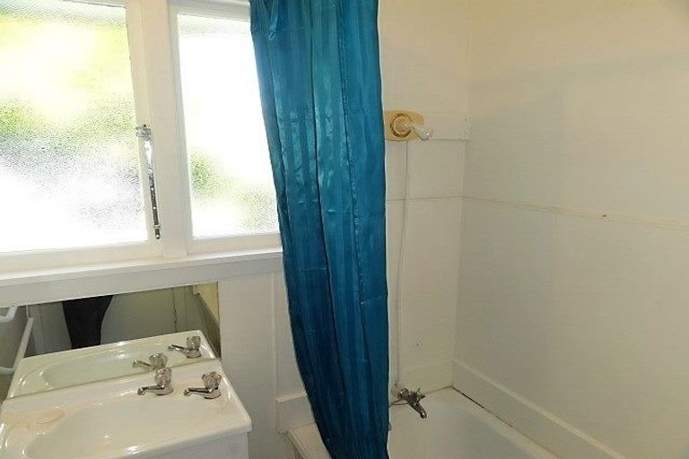 Photo of property in 54 Bickerton Street, Wainoni, Christchurch, 8061