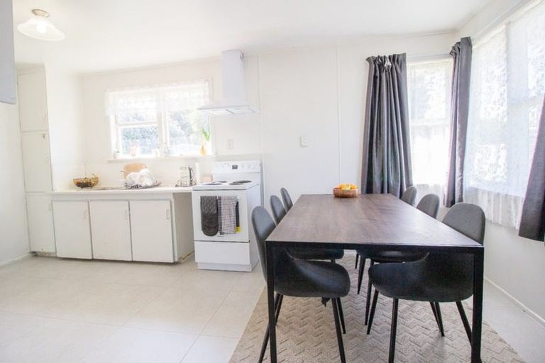 Photo of property in 70 Fisher Crescent, Otara, Auckland, 2023