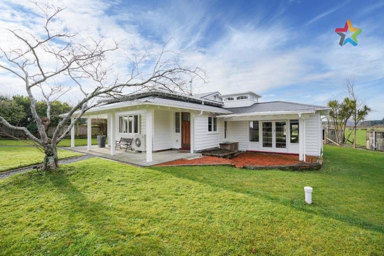 Photo of property in 25 Brown Road, Browns, Winton, 9782