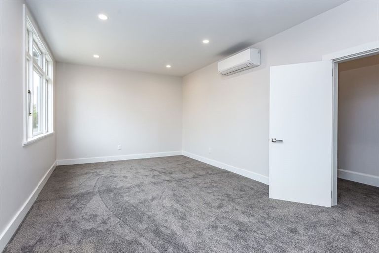Photo of property in 42 Tilford Street, Woolston, Christchurch, 8062