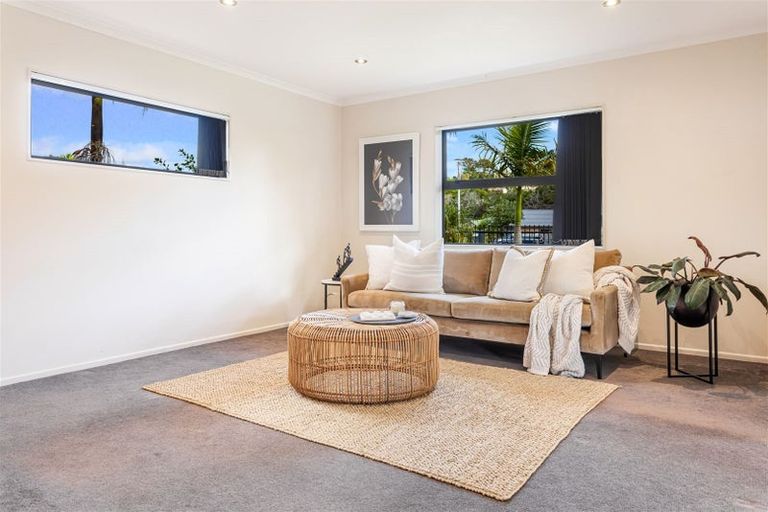 Photo of property in 59a Hewlett Road, Massey, Auckland, 0614