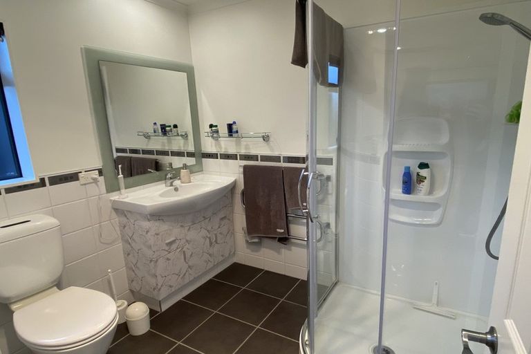 Photo of property in 7 Wroxton Place, Waiuku, 2123