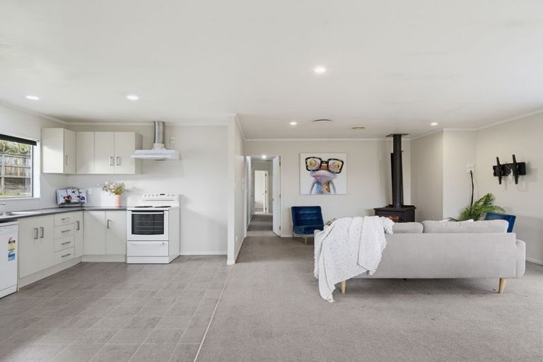 Photo of property in 15 Morey Street, Owhata, Rotorua, 3010