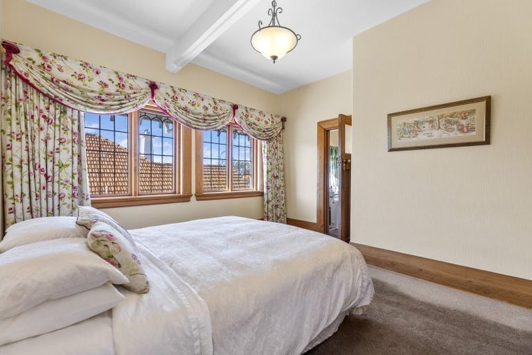 Photo of property in 211 Highgate, Roslyn, Dunedin, 9010