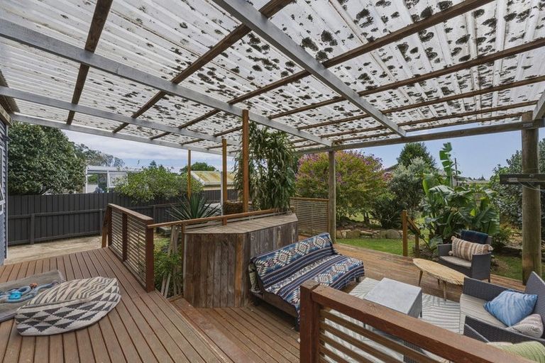 Photo of property in 16 Maranui Street, Welbourn, New Plymouth, 4310