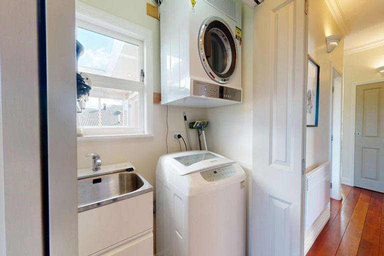 Photo of property in 205 Barnard Street, Wadestown, Wellington, 6012