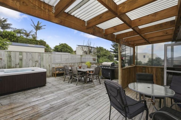 Photo of property in 157 Molesworth Street, New Plymouth, 4312
