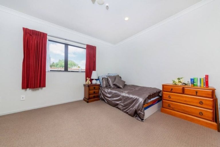 Photo of property in 15/46 Carlos Drive, Flat Bush, Auckland, 2016