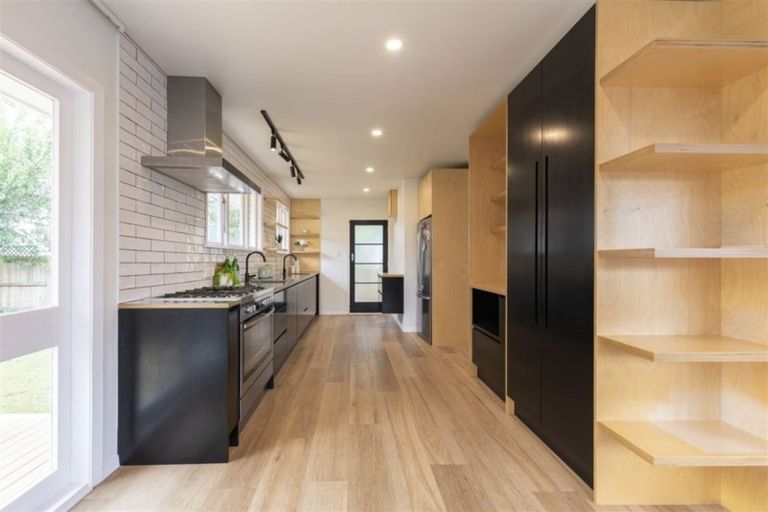 Photo of property in 74 Dover Street, St Albans, Christchurch, 8014