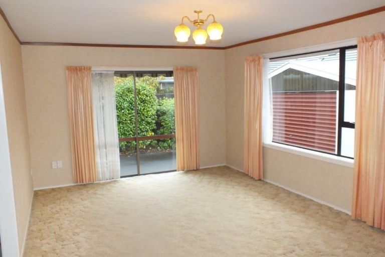 Photo of property in 75 Corfe Street, Ilam, Christchurch, 8041