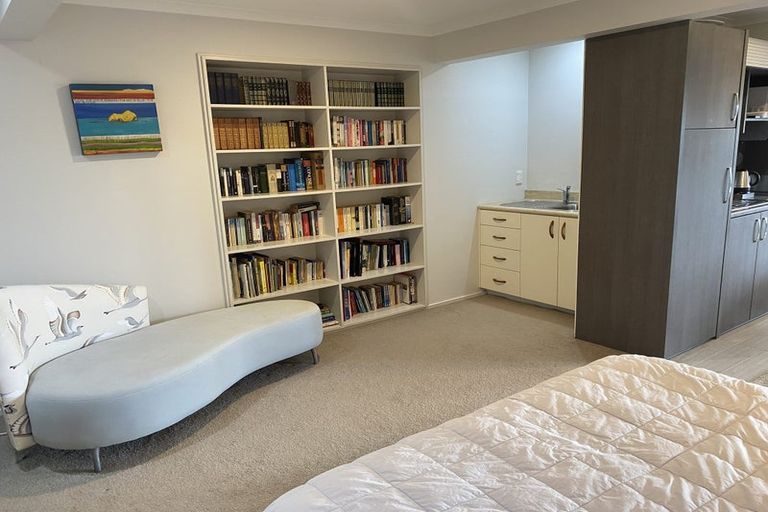 Photo of property in 11 Oceanview Road, Mount Maunganui, 3116