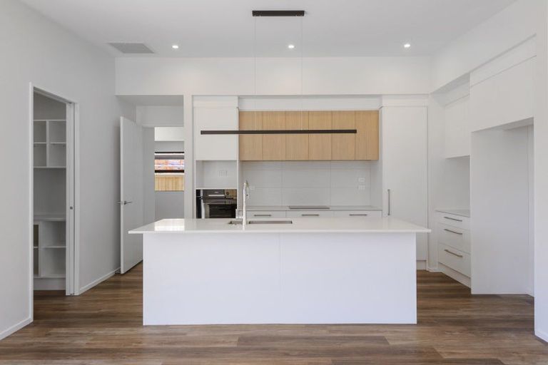 Photo of property in 5 Pipipi Lane, Halswell, Christchurch, 8025