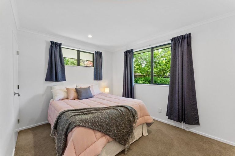 Photo of property in 17 Ormrod Grove, Riverstone Terraces, Upper Hutt, 5018