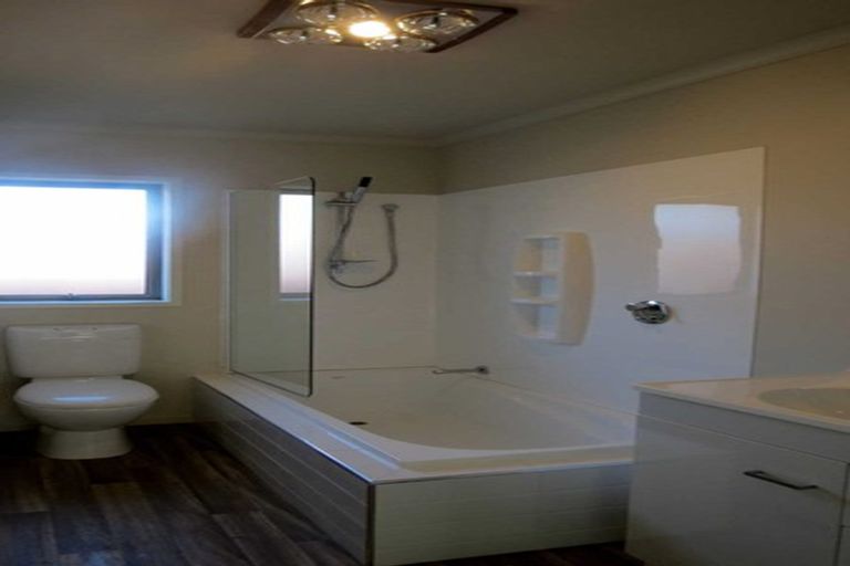 Photo of property in 10 Kittyhawk Avenue, Wigram, Christchurch, 8042