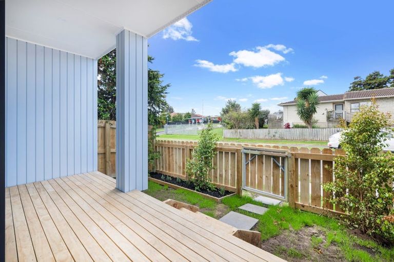 Photo of property in 28a Cape Road, Mangere, Auckland, 2022