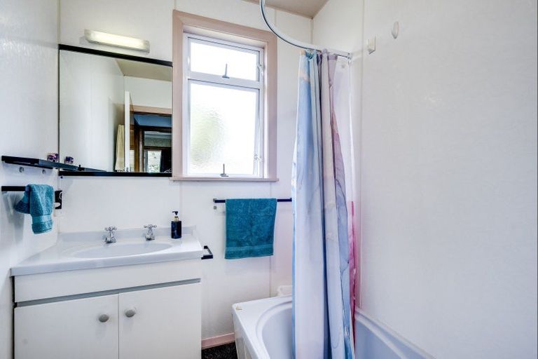 Photo of property in 303 Princes Street, Parkvale, Hastings, 4122