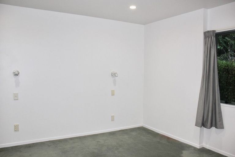 Photo of property in 153 Woodlands Park Road, Titirangi, Auckland, 0604