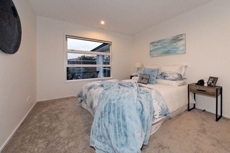 Photo of property in 688a Te Atatu Road, Te Atatu Peninsula, Auckland, 0610