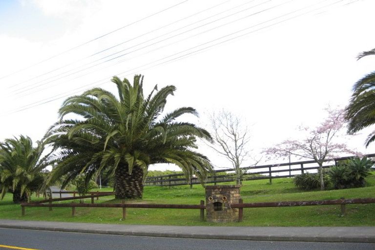 Photo of property in 40 Trig Road, Whenuapai, Auckland, 0618